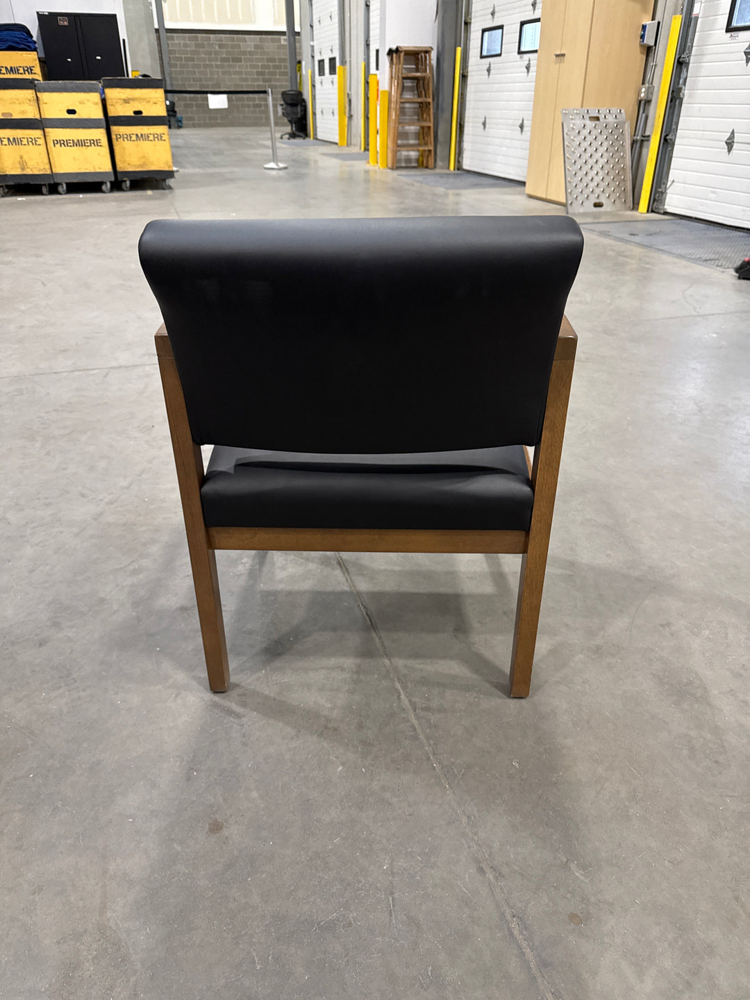 Wood/Leather Guest Chair