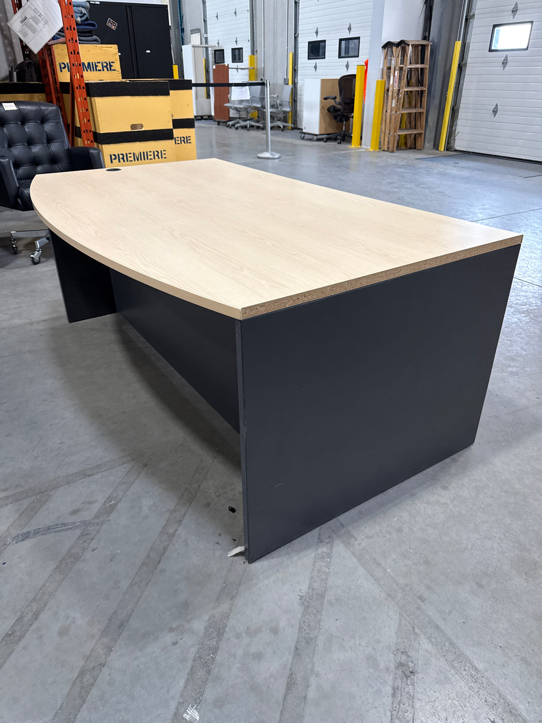 6’ Bow Front Straight Desk w/BF Ped