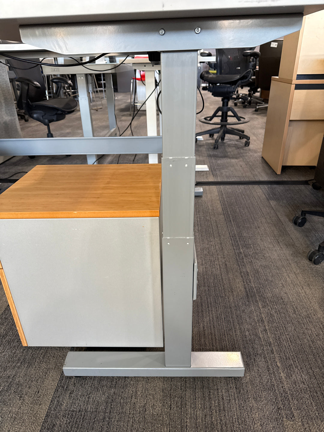 Haworth L-Shape Electronic Sit Stand Desk w/BF Ped
