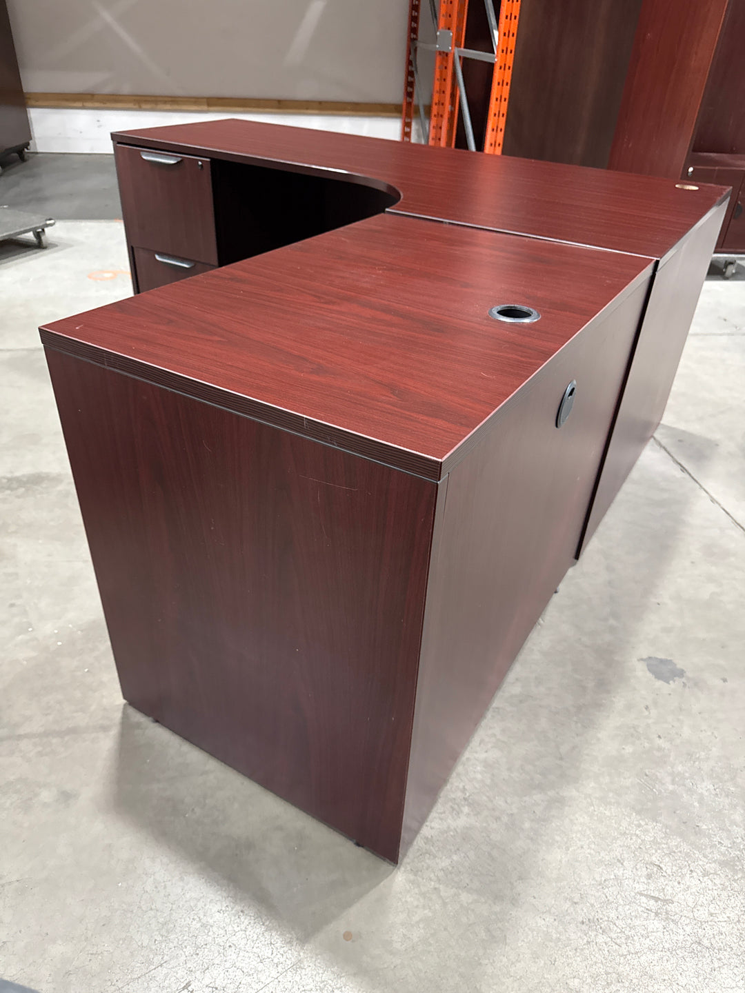 L-Shape Desk w/2 FF Peds