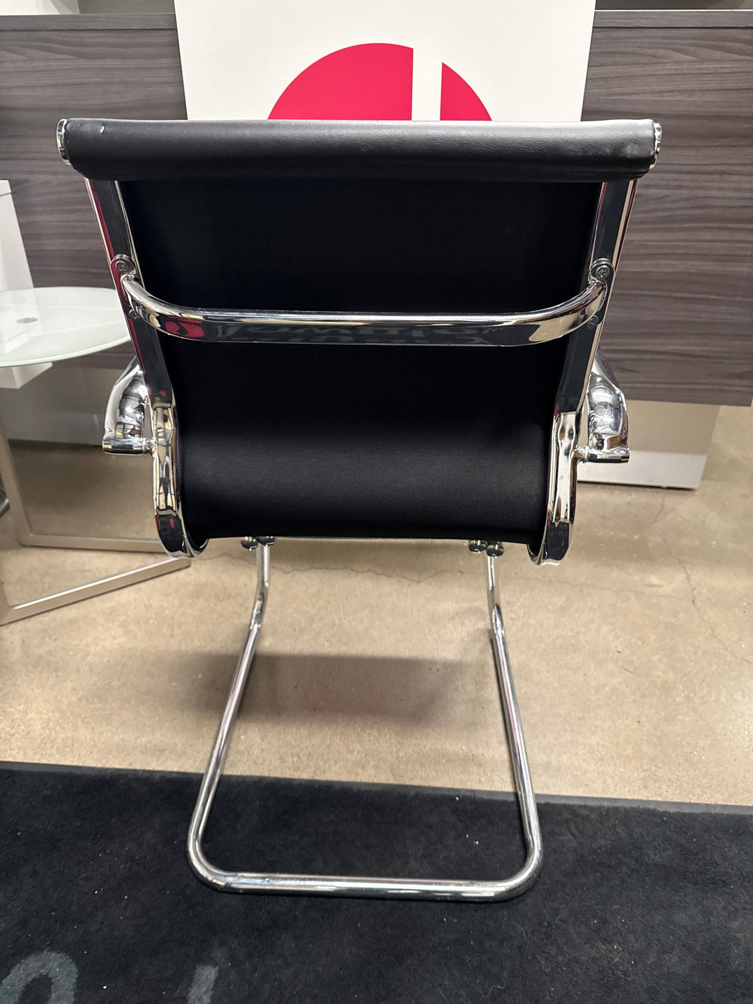 Leather Sled Base Guest Chair