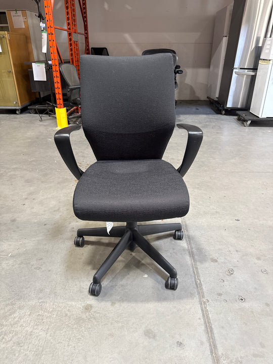 Keilhauer Tom Fabric Meeting Chair