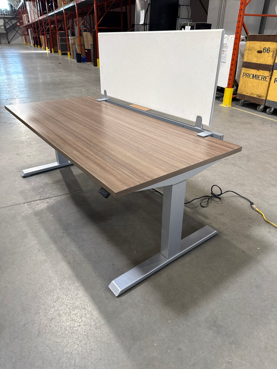 5.5’ Steelcase Electronic Sit Stand Desk w/Privacy Panel