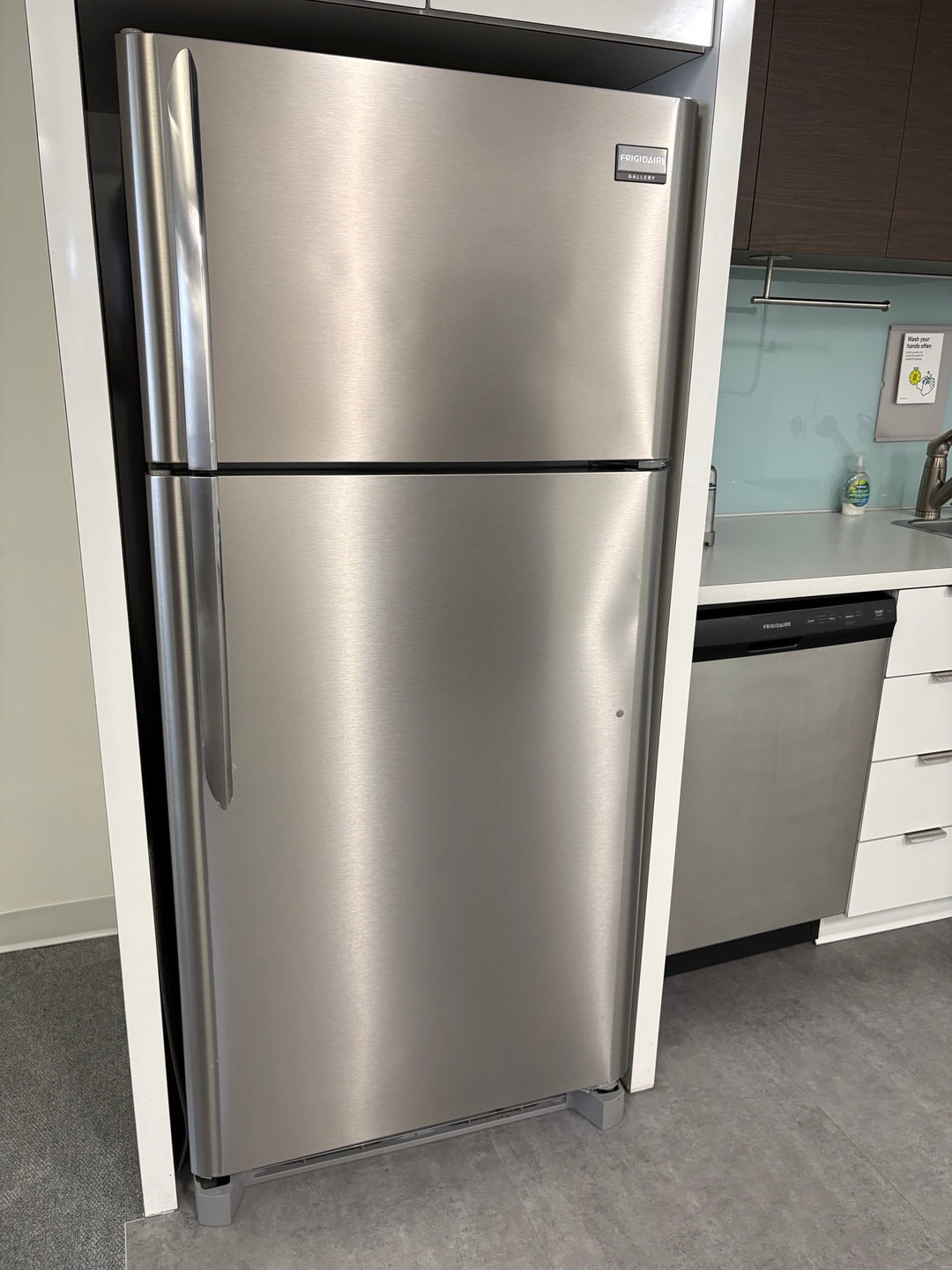 Frigidaire Fridge