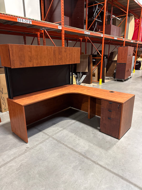 L-Shape Desk w/Hutch, BBF Ped