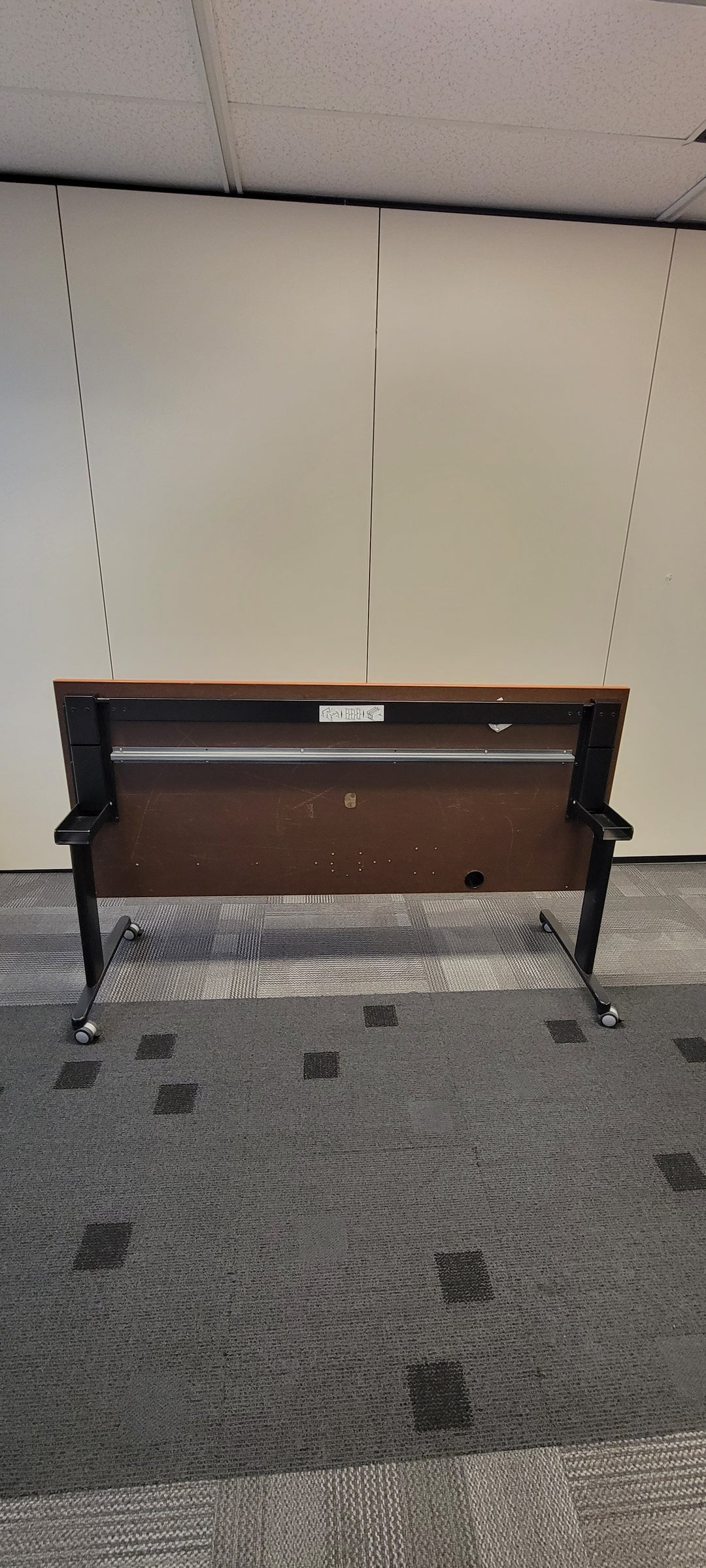 6' Mobile Flip Top Training Table