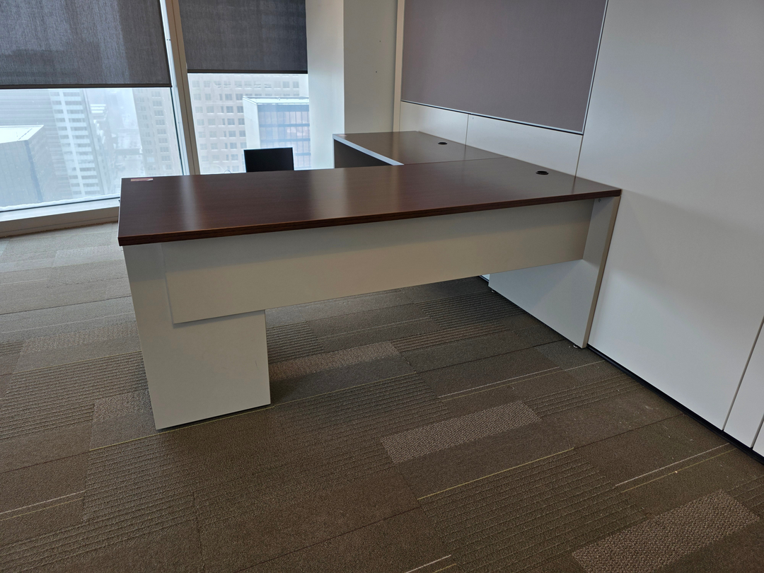 Teknion L-Shape Desk w/BBF Ped