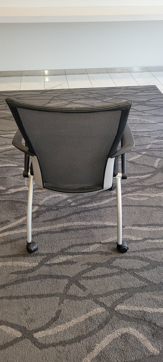 Haworth Mobile Nesting Guest Chair