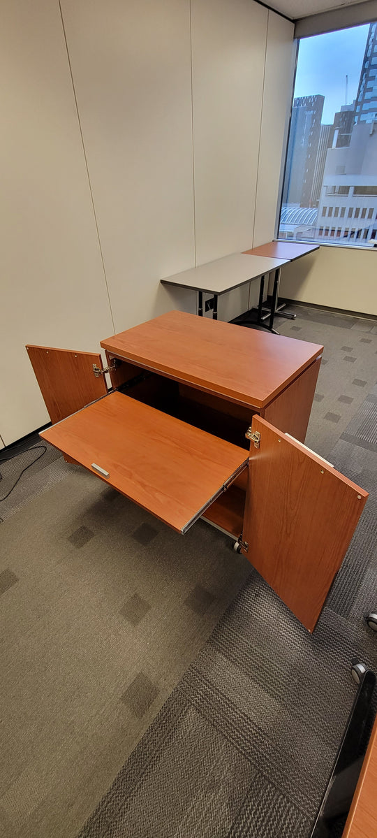 Mobile 2-Door Credenza