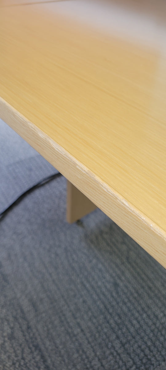 Teknion L-Shape Desk w/Hutch, BBF Ped