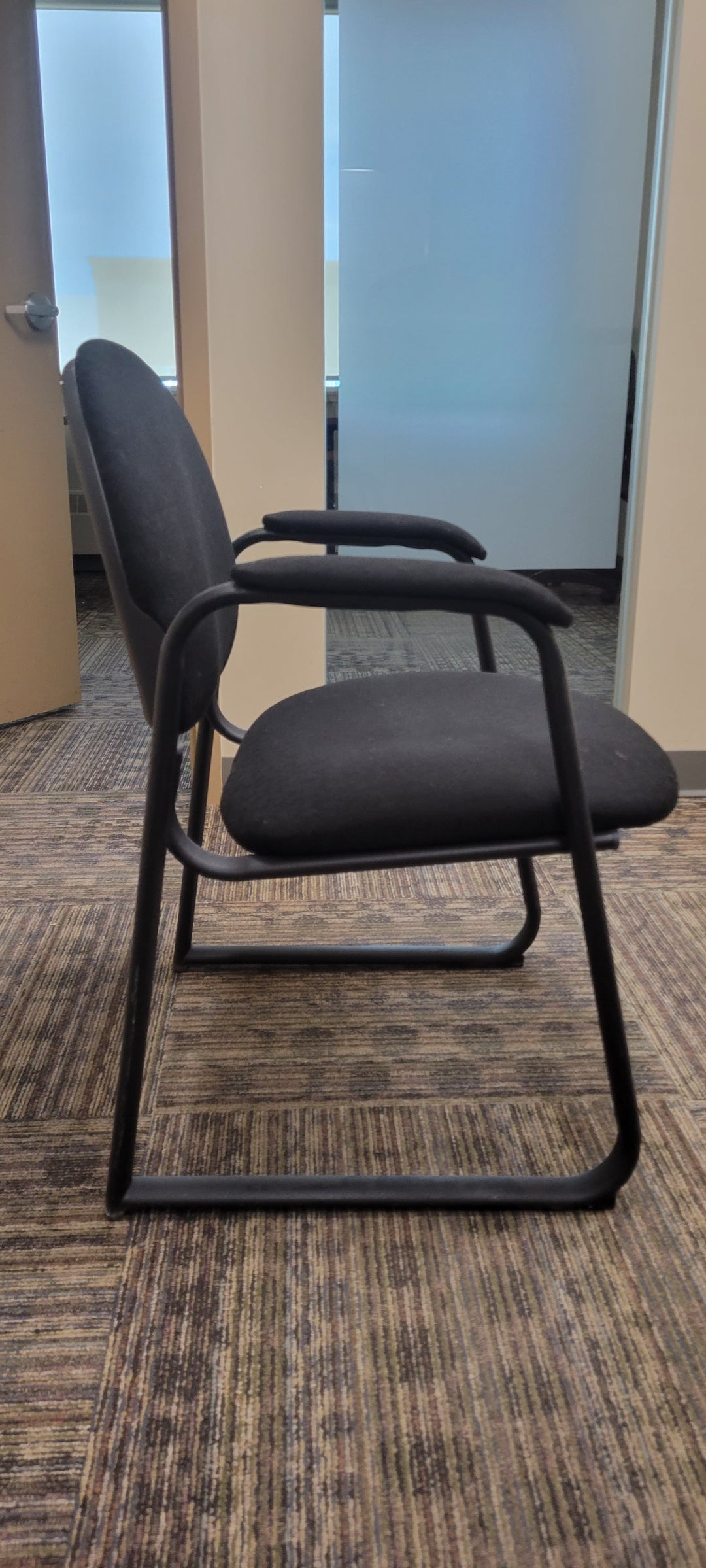Fabric Sled Base Guest Chair