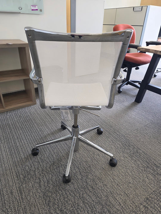 Alias Mesh Meeting Room Chair