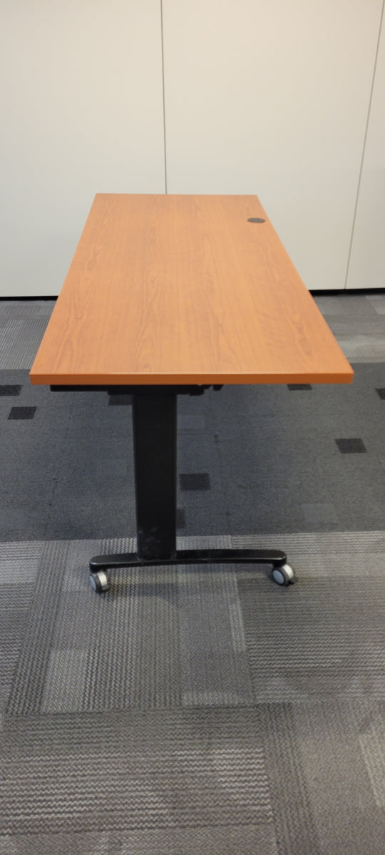 6' Mobile Flip Top Training Table