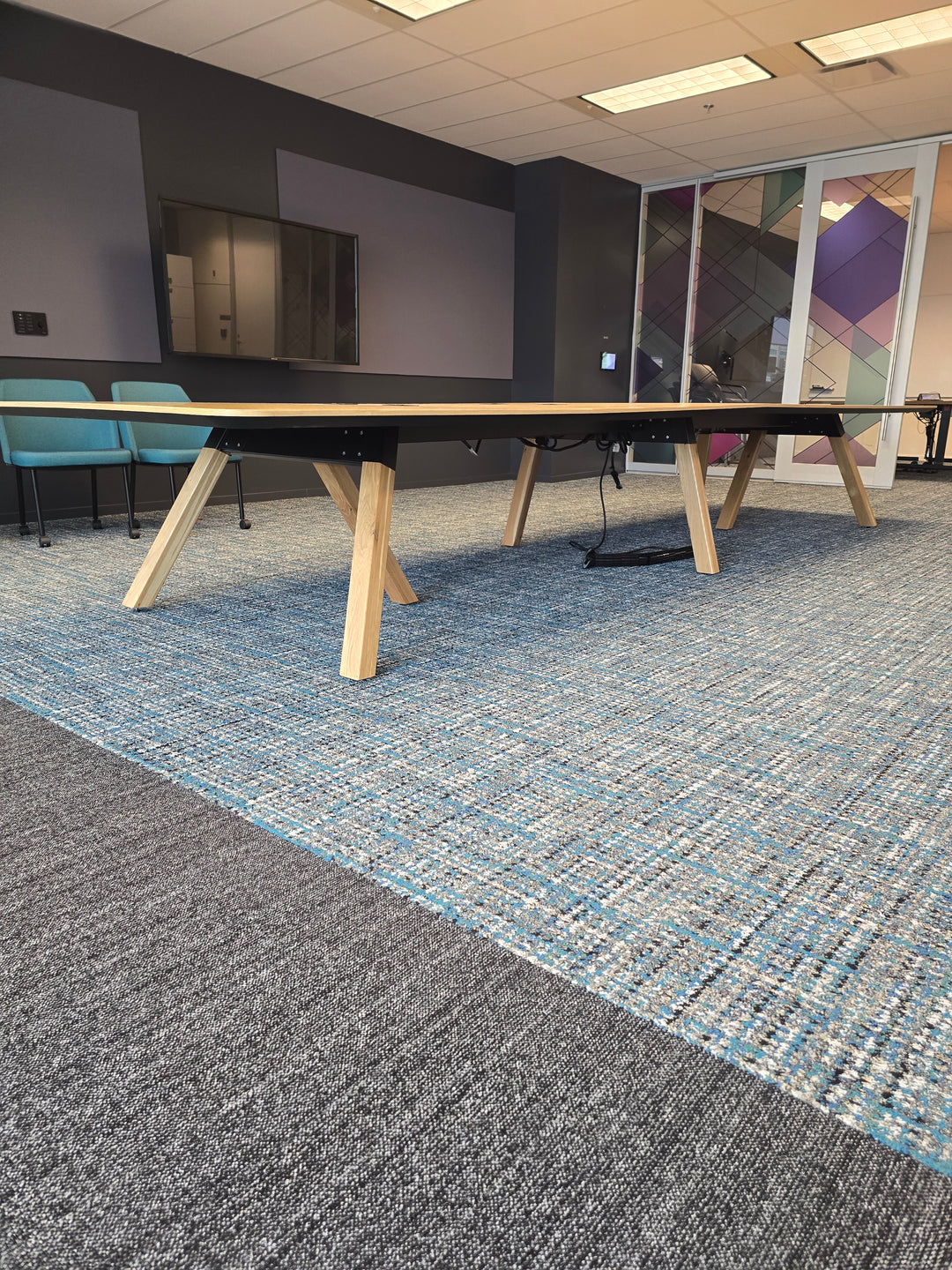 16' Knoll Rectangle Boardroom Table w/Electrical