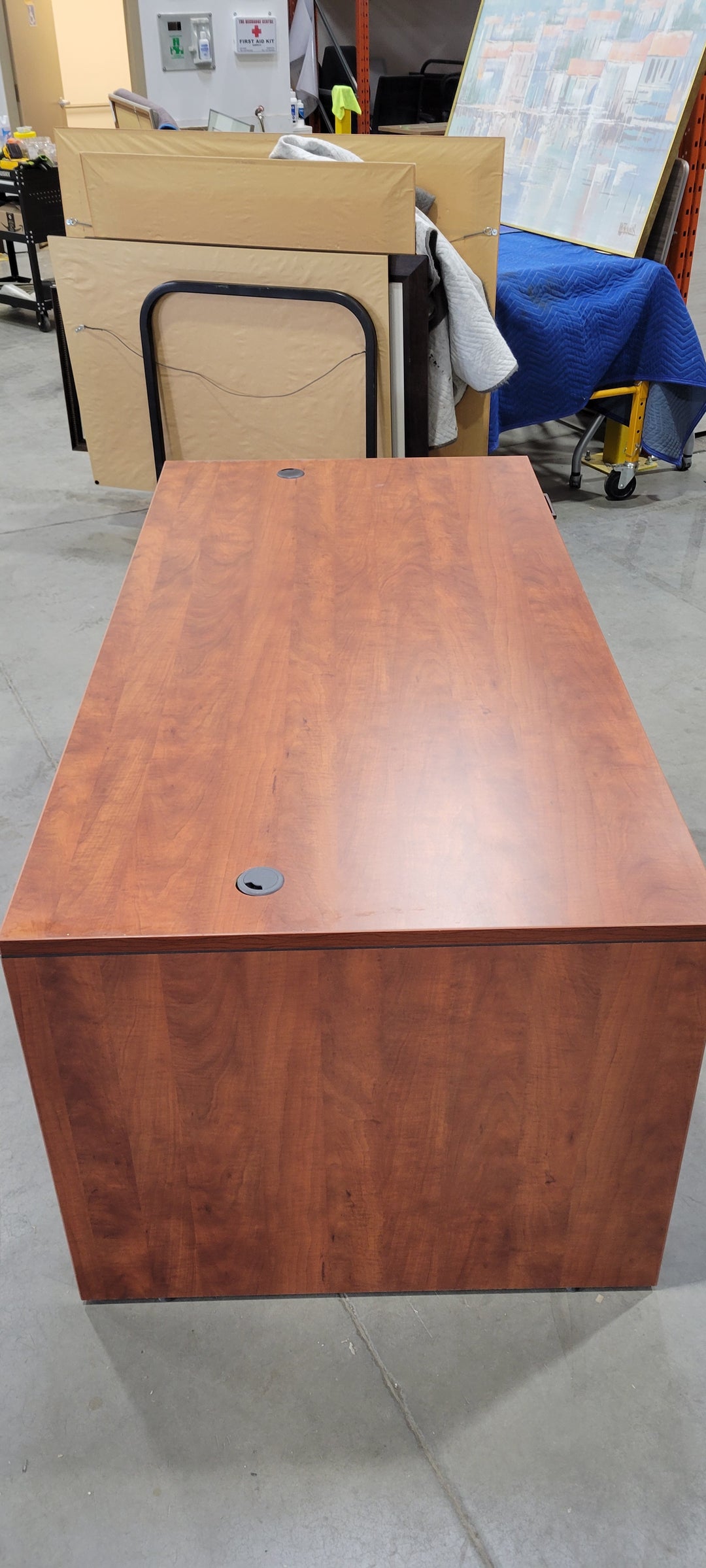 6' Straight Desk w/BBF Ped