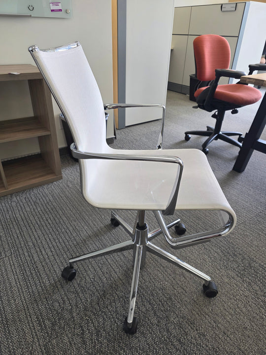 Alias Mesh Meeting Room Chair