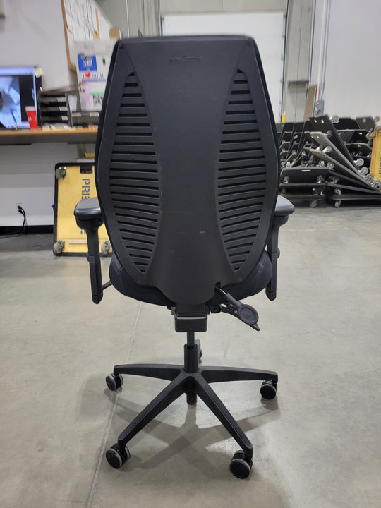 Egocentric Task Chair