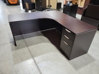L-Shape Desk w/BBF Ped
