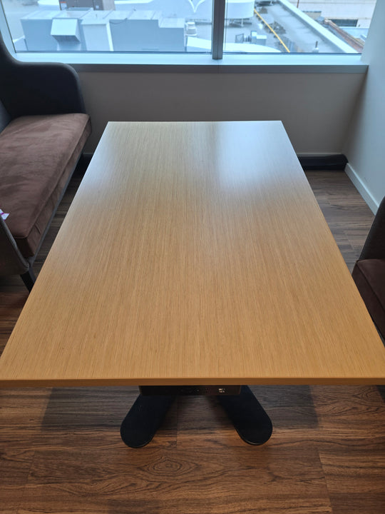 4' Height Adjustable Coffee Table w/Power Outlet