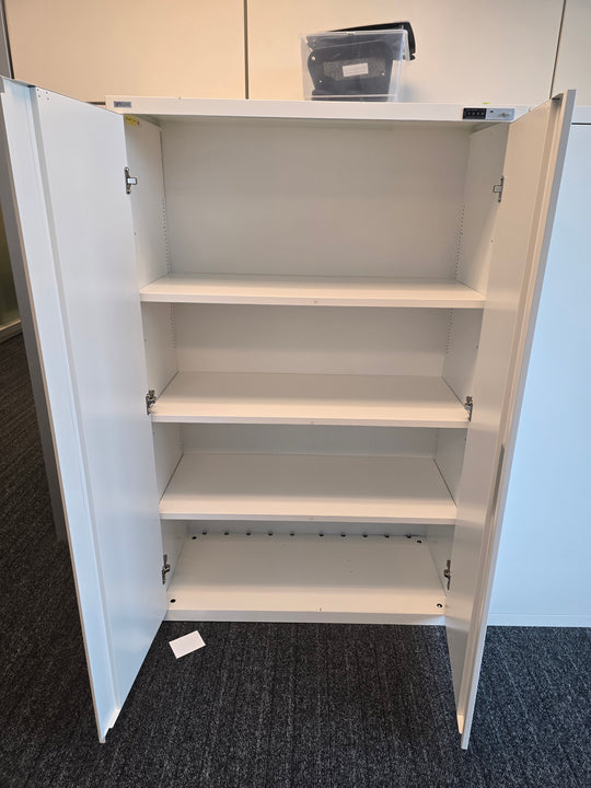 Artopex 4-High 2-Door Cabinet