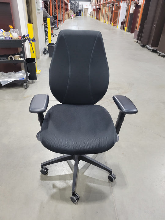 Egocentric Task Chair