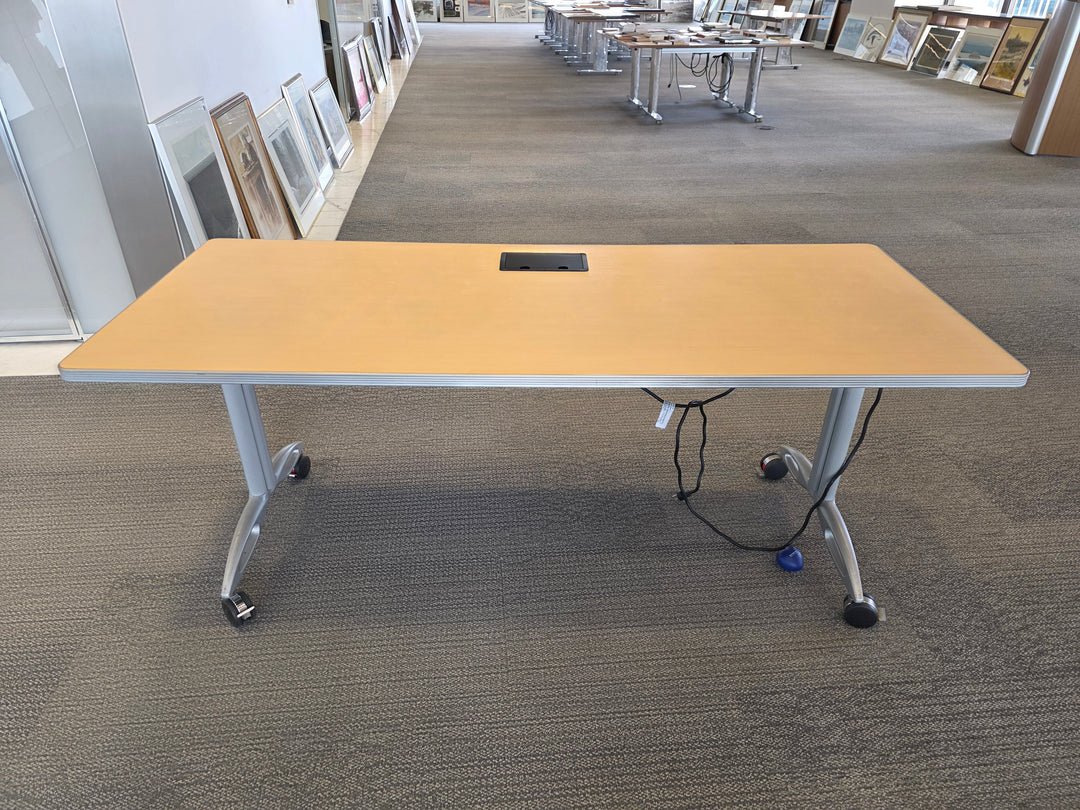 6' Mobile Flip Top Training Table