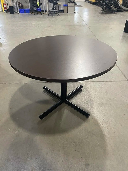 42" Round Table