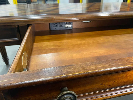 Hooker Furniture Seven Seas Computer/Writing Desk w/Electrical