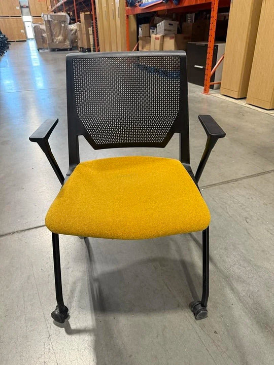 Haworth Very Mobile Guest Chair