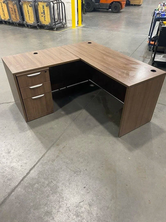 LH L-Shape Desk w/BBF Ped