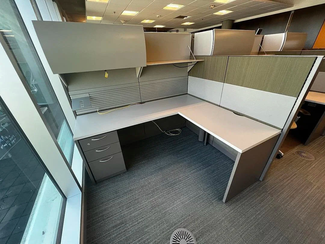 6' x 5.5' Steelcase Answer L-Shape Workstation w/Overhead, Shelf, BBF Ped