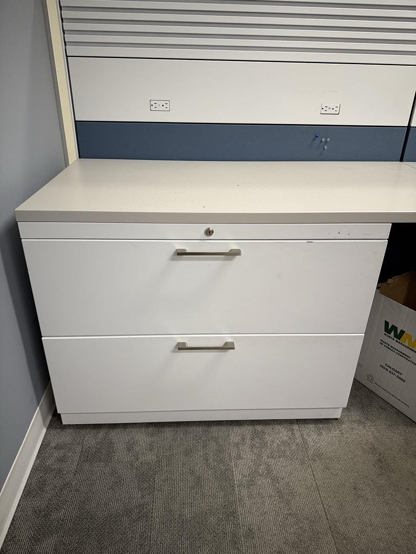 LH L-Shape Reception Desk w/BBF Ped and 2-High Lateral