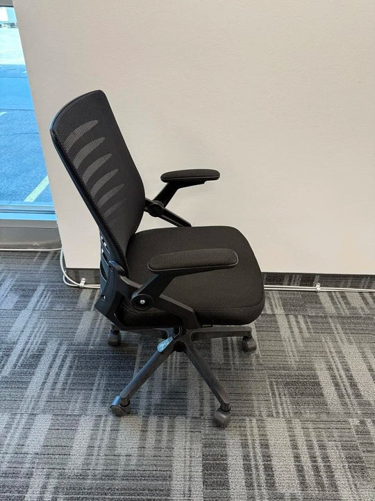 Mesh Back Meeting Chair