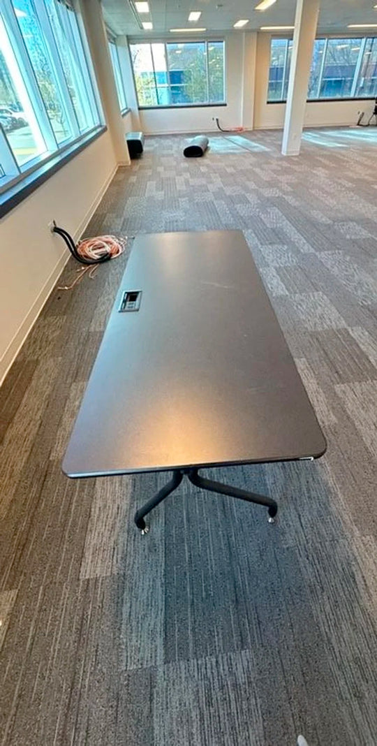 6' Training Table w/Electrical