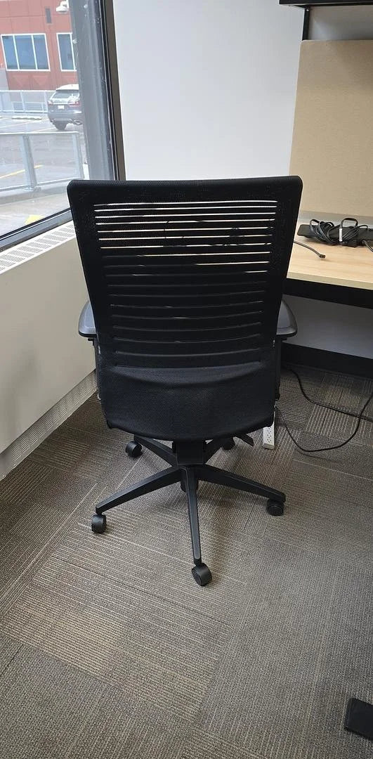 Mesh High Back Task Chair