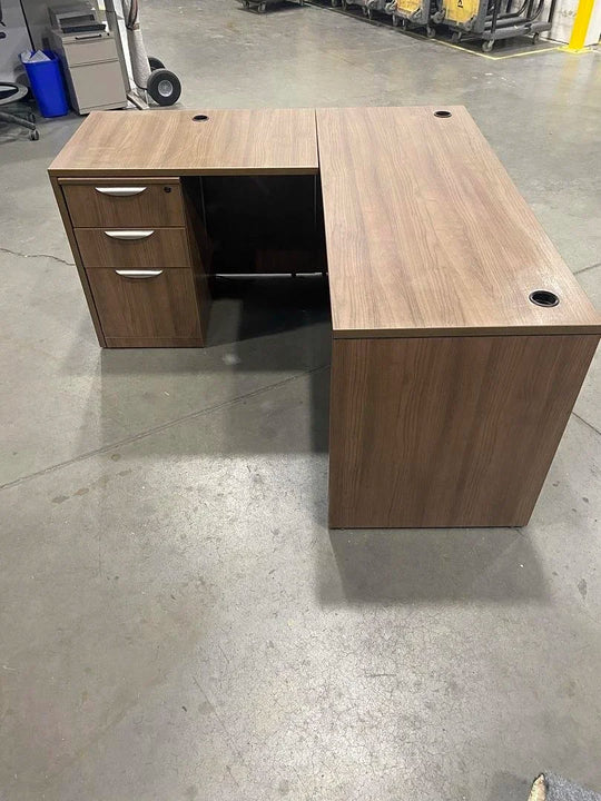 LH L-Shape Desk w/BBF Ped