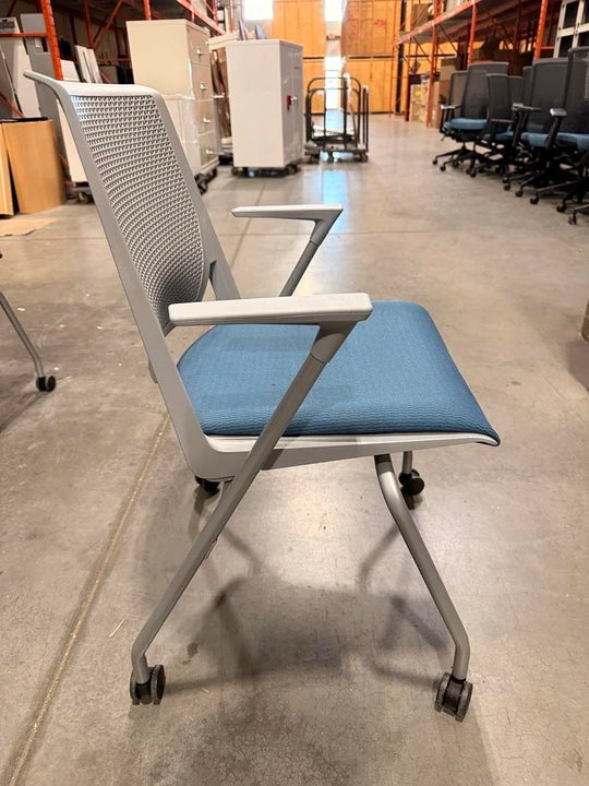 Haworth Very Mobile Stacking Guest Chair