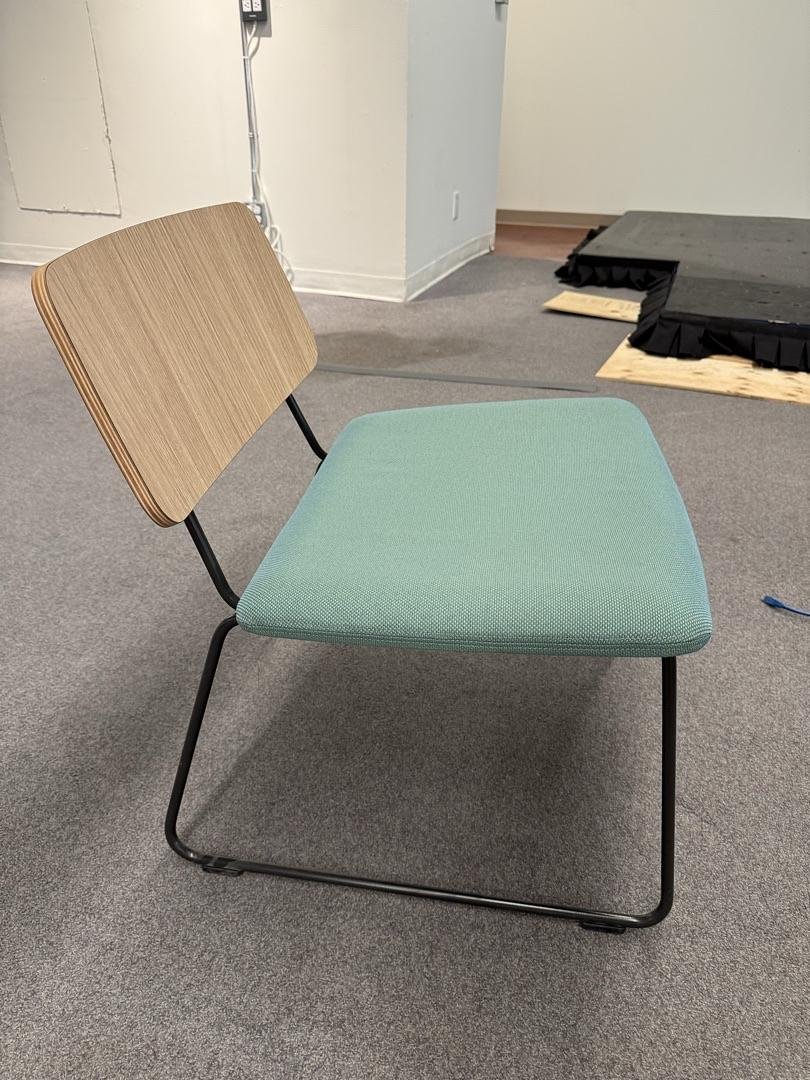 Haworth Resonate Sled Base Chair