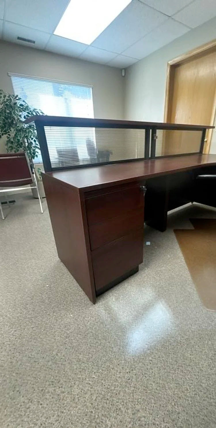 RH U-Shape Reception Desk w/BBF Ped