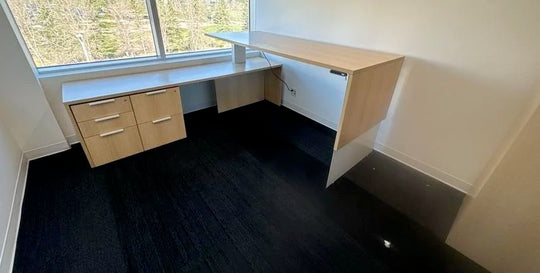 Teknion LH L-Shape Electronic Sit Stand Desk w/FF, BBF Ped