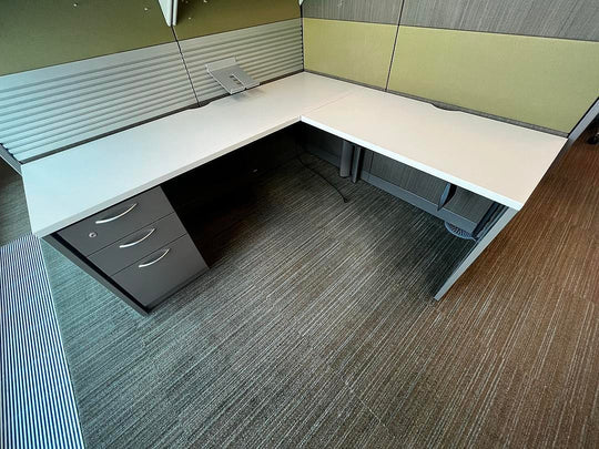 6' x 5.5' Steelcase Answer L-Shape Workstation w/Overhead, Shelf, BBF Ped