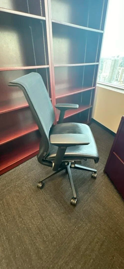 Steelcase Think Task Chair w/Leather Seat