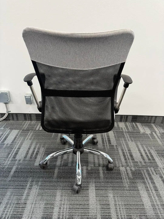 Fabric/Mesh Meeting Chair