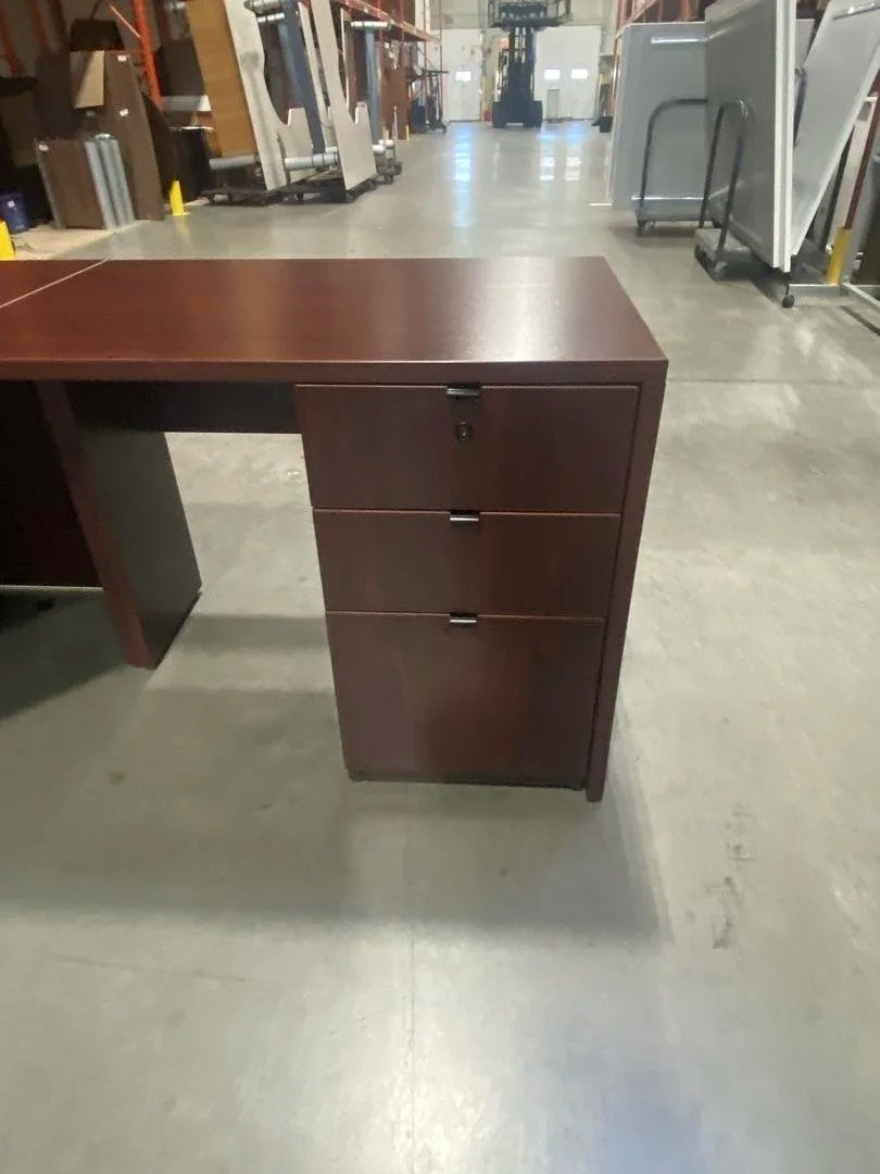 3 Piece L-Shape Desk w/BBF and FF Peds