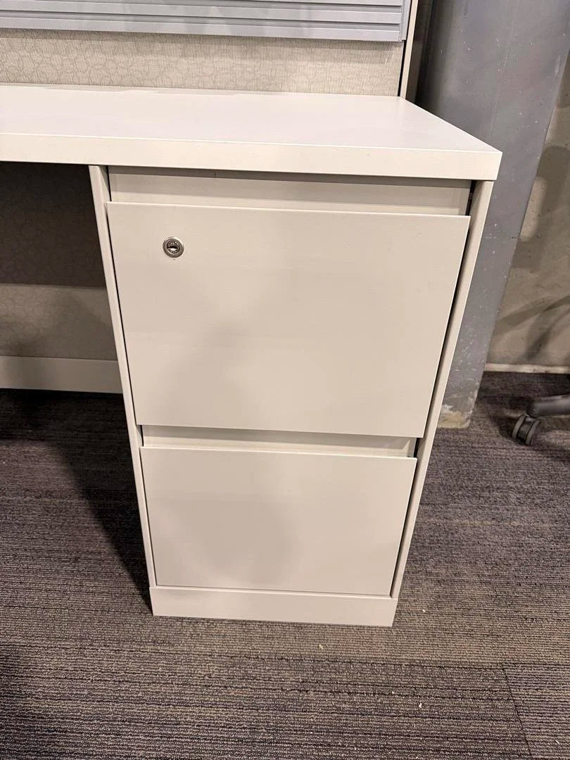 6' x 6' Steelcase Answer Workstation Panels w/Shelf, Accessories and FF Ped