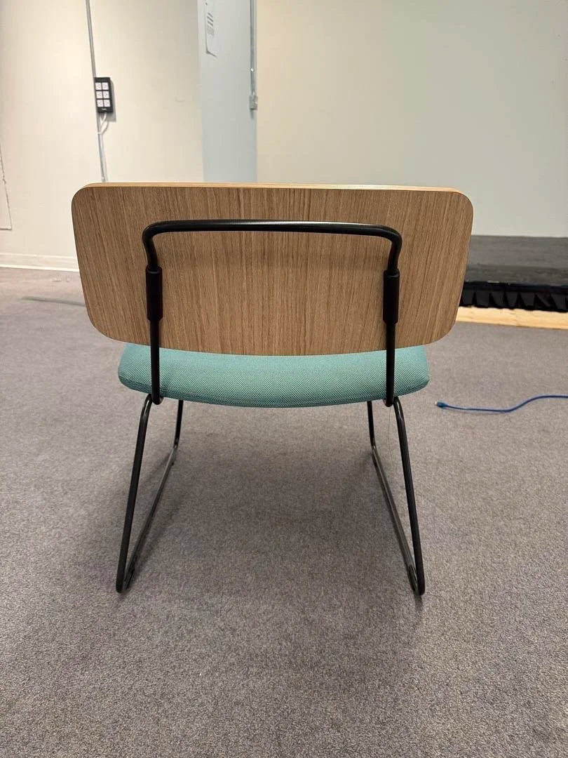 Haworth Resonate Sled Base Chair