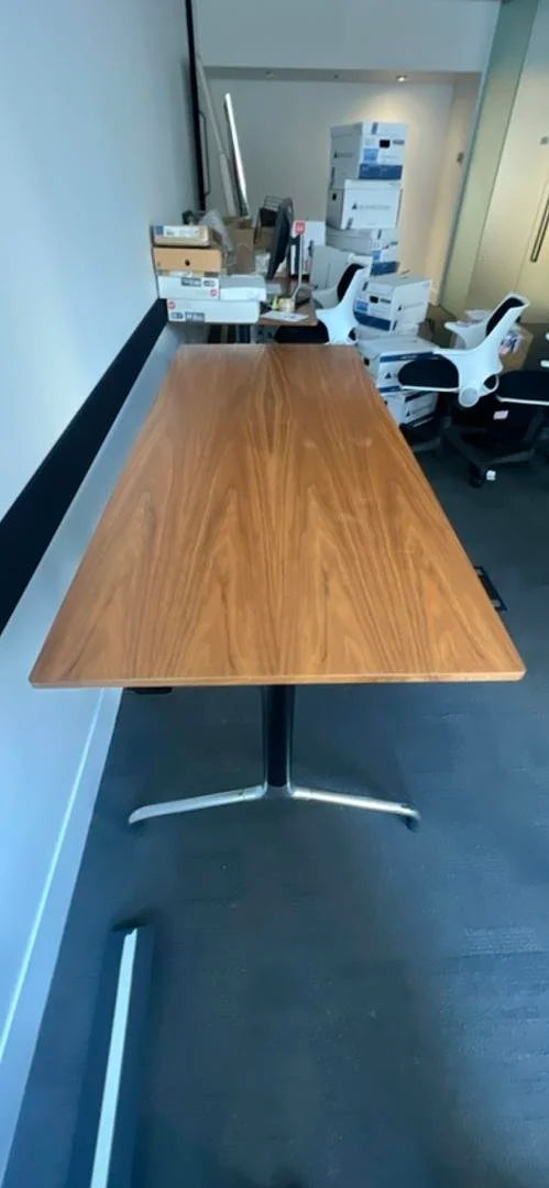 5' Straight Table