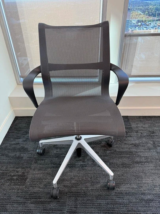 Herman Miller Setu Meeting Chair