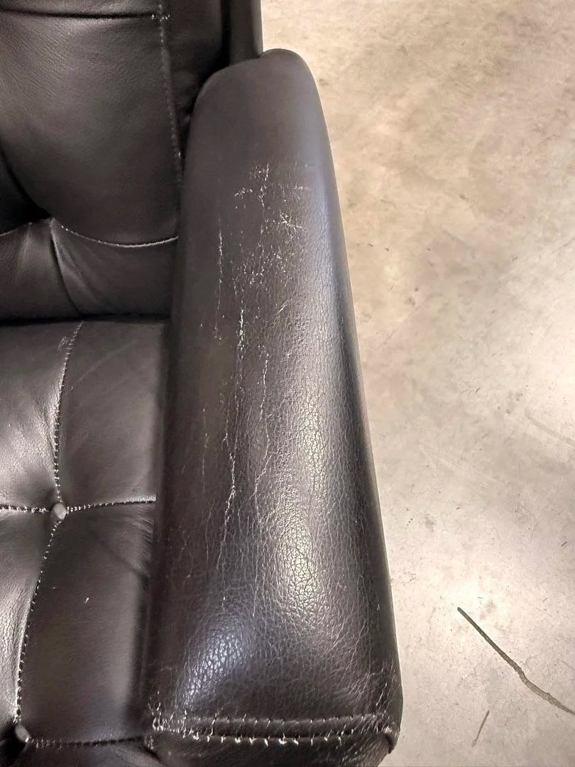 Mobile Leather Meeting Chairs (Leather Cracking on Arms)