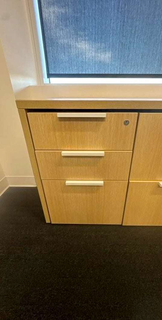 Teknion LH U-Shape Electronic Sit Stand Desk w/FF, BBF Ped